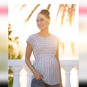 Seraphine maternity/ nursing top